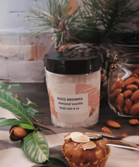 Almond Vanilla 8oz Bath Salts
